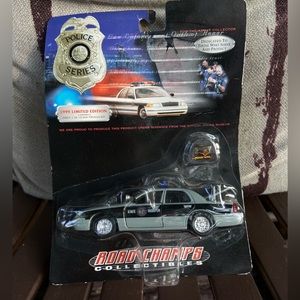Road champs collectibles police series model 143 1999 rare brand new